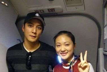 空姐爆料明星乘机视频,明星乘机瞬间，真实画面引热议  第2张